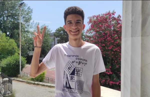 Κούρος: Από τα χέρια των διακινητών και τη «ζούγκλα» της Μόριας στα έδρανα του πανεπιστημίου