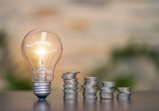 Power Pass: Πώς θα λάβετε επιδότηση έως 600 ευρώ για το ρεύμα – Δέκα ερωτήσεις – απαντήσεις για τους δικαιούχους