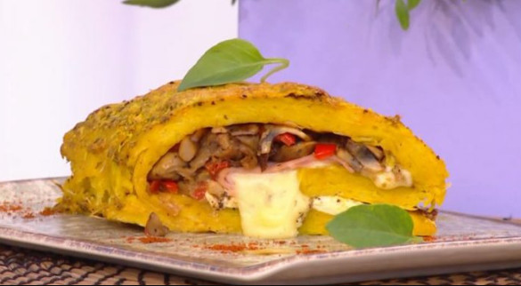 Ρολό πατάτας γεμιστό με τυρί και μπέικον – Η συνταγή που θα σας ξετρελάνει