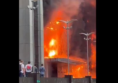 Ρωσία: Μεγάλη φωτιά σε επιχειρηματικό κέντρο στην Μόσχα