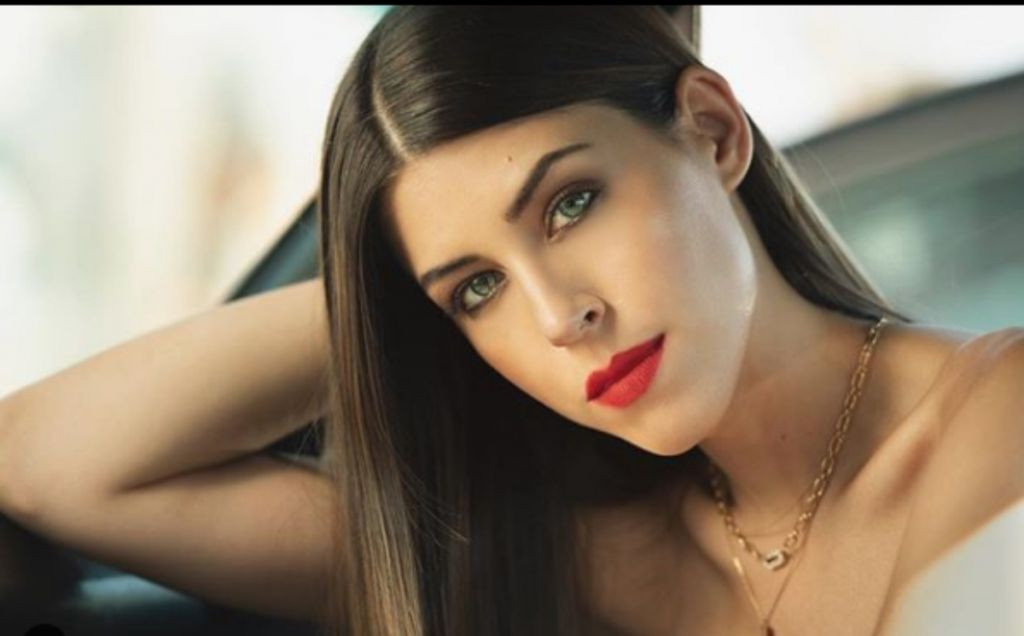 Έξαλλη η Demy μπροστά στις κάμερες: Η ερώτηση που την εξόργισε