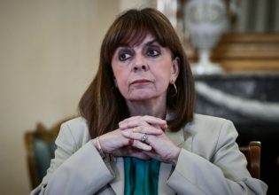 Παρουσία της ΠτΔ τα αποκαλυπτήρια της προτομής του Π. Μπακογιάννη