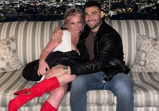 Μπρίτνεϊ Σπίαρς: Στη δημοσιότητα οι πρώτες φωτογραφίες του γάμου της – Δείτε την ντυμένη νυφούλα