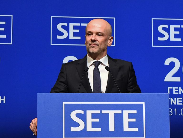 ΣΕΤΕ: Δείτε live τις ομιλίες στην γενική συνέλευση – Μήνυμα θα απευθύνουν Τσίπρας και Μητσοτάκης