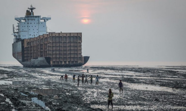 Ναυτιλία: Τα γερασμένα πλοία και ο δρόμος για τα διαλυτήρια