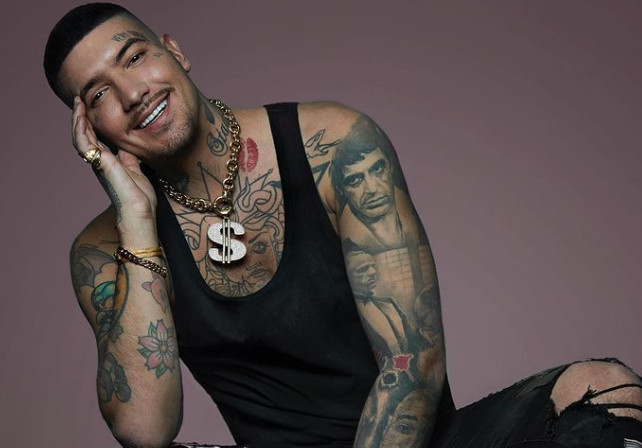 Snik: Ακύρωσε εμφάνισή του επειδή δεν θα πετούσε στην Business Class