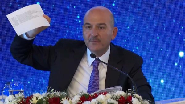 Τουρκία: Το ξέσπασμα Σοϊλού προς Έλληνες βουλευτές – «Αν ξαναμιλήσετε, θα σας δείξω βίντεο»