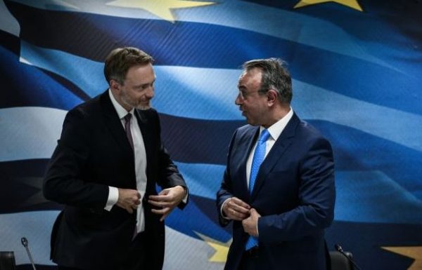 Σταϊκούρας: Η νέα κρίση πλήττει, αλλά δεν εκτρέπει την οικονομία από τους στόχους της