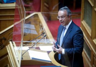 Σταϊκούρας: «Θέλουμε τη ΛΑΡΚΟ να μείνει όρθια – Προστατεύονται όλοι οι εργαζόμενοι»