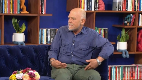 Στέλιος Παρλιάρος: Σπάνια εξομολόγηση για το bullying που έχει δεχτεί – «Στο σχολείο έλεγαν…»