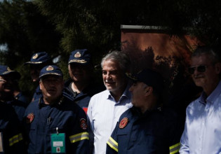 Φωτιά: Στη Βούλα ο Χρήστος Στυλιανίδης – Σε επιφυλακή Αττική, Πελοπόννησος, Στερεά και Δυτ. Ελλάδα