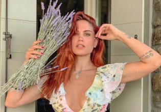 Μαίρη Συνατσάκη: Ποζάρει ολόγυμνη και ενθουσιάζει