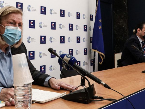 Υπουργείο Υγείας: Live η ενημέρωση για την τέταρτη δόση