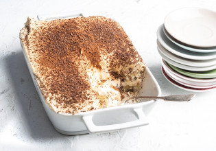 Λατρεύεις τον καφέ; – Παγωμένο τιραμισού που «λιώνει» στο στόμα