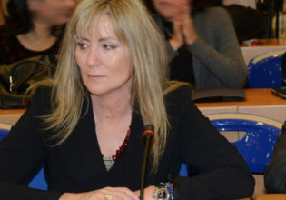 Υπόθεση Novartis: Η Τουλουπάκη καταγγέλλει διαγραφή ονομάτων από επίσημο έγγραφο