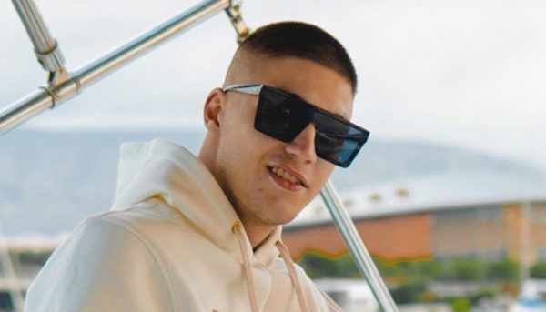 Trannos: Προκαλεί μετά το χάος των MAD VMA – «Χαζούληδες εκεί στα κανάλια…»