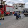 Σκιάθος: Νεαρή κοπέλα σφήνωσε με το μηχανάκι στις ρόδες πυροσβεστικού οχήματος