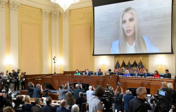 Ιβάνκα Τραμπ: Δεν πίστεψα τους ισχυρισμούς του πατέρα μου περί νοθείας στις εκλογές του 2020