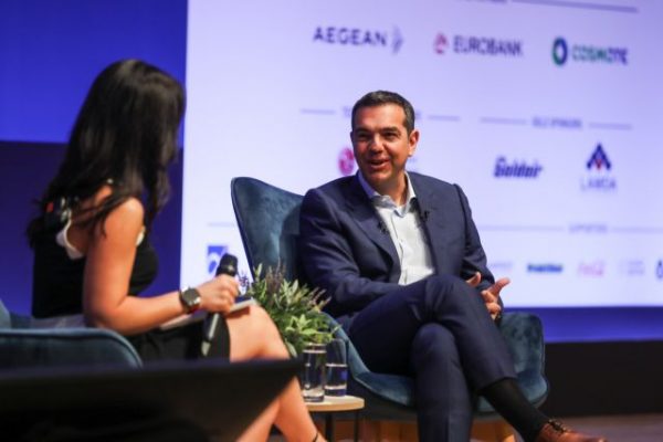 Τσίπρας: Ο Μητσοτάκης πάει σε πρόωρες εκλογές γιατί δεν μπορεί να διαχειριστεί την ακρίβεια