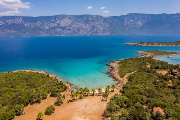 Turkaegean: Που αναζητά ευθύνες η κυβέρνηση για το φιάσκο – Αντιδρούν οι υπάλληλοι του υπ. Ανάπτυξης στην ΕΔΕ