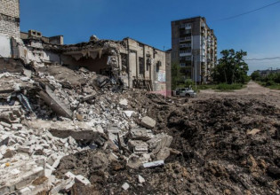 Ουκρανία: Επίθεση με πυραύλους στην πόλη Χόρτκιβ – 22 τραυματίες