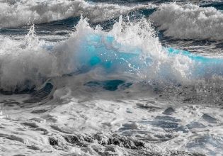 Χαλκιδική: Ανέσυραν λιπόθυμο από τη θάλασσα δίχρονο αγοράκι – Συνελήφθη ο πατέρας