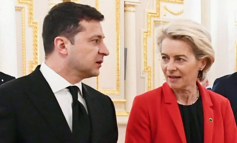 Ουκρανία: Ο Ζελένσκι χαιρετίζει την ιστορική απόφαση για ένταξη της χώρας του στην ΕΕ