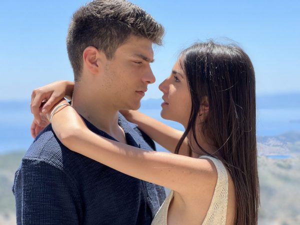 «Η γη της ελιάς»: Το φινάλε του α’ κύκλου της μεγάλης παραγωγής του MEGA γράφεται με χαρά αλλά και πόνο