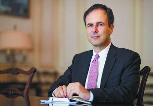 Αλέξης Πατέλης: Το ξέσπασμα για τα ομοφοβικά δημοσιεύματα και τις επιθέσεις εναντίον του