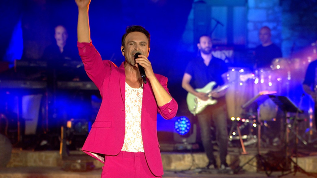 «Σπίτι με το Mega» κι ένα μεγάλο πάρτι από τον Κωνσταντίνο Χριστοφόρου [φωτό – βίντεο]