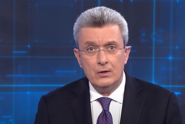Νίκος Χατζηνικολάου: Όταν τα «έχωσε» live στο κοντρόλ