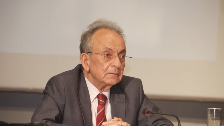 Βουλή: Τελετή μνήμης του πρώην προέδρου Δημήτρη Σιούφα και ανάρτηση της προσωπογραφίας του