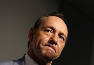 Κέβιν Σπέισι: Δήλωσε αθώος για τα σεξουαλικά εγκλήματα που κατηγορείται