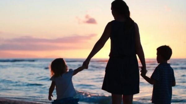 Δήμος Λαρισαίων: Διάθεση δωρεάν διακοπών σε μητέρες μονογονεϊκών οικογενειών