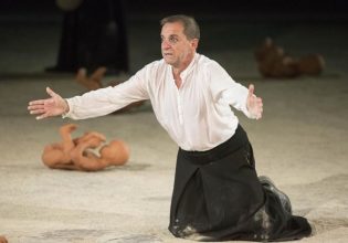 Δημήτρης Λιγνάδης: Από την αποθέωση στην αποκαθήλωση – Μια παράσταση που δεν έπεισε