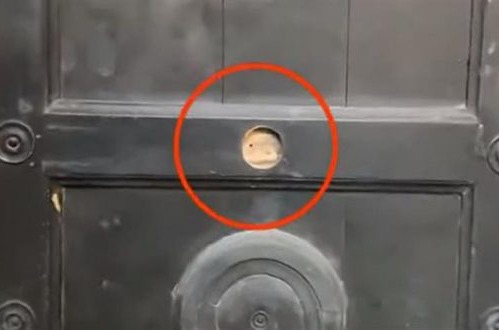 Αγία Σοφία: Χάθηκε έμβλημα από την Αυτοκρατορική Πύλη