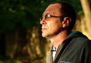 Ουκρανία: Η ιστορία ενός επιζώντα – Γλίτωσε παριστάνοντας τον νεκρό