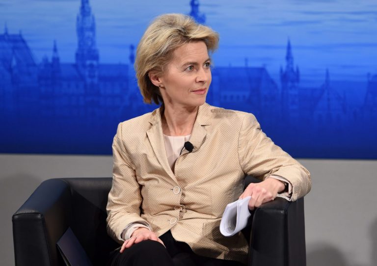 Η φον ντερ Λάιεν στη Βόρεια Μακεδονία: Θα ζητήσει υπερψήφιση του συμβιβασμού με τη Βουλγαρία