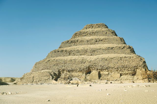 Αίγυπτος: Επιτρέπει πλέον στους τουρίστες να τραβούν φωτογραφίες στους αρχαιολογικούς χώρους