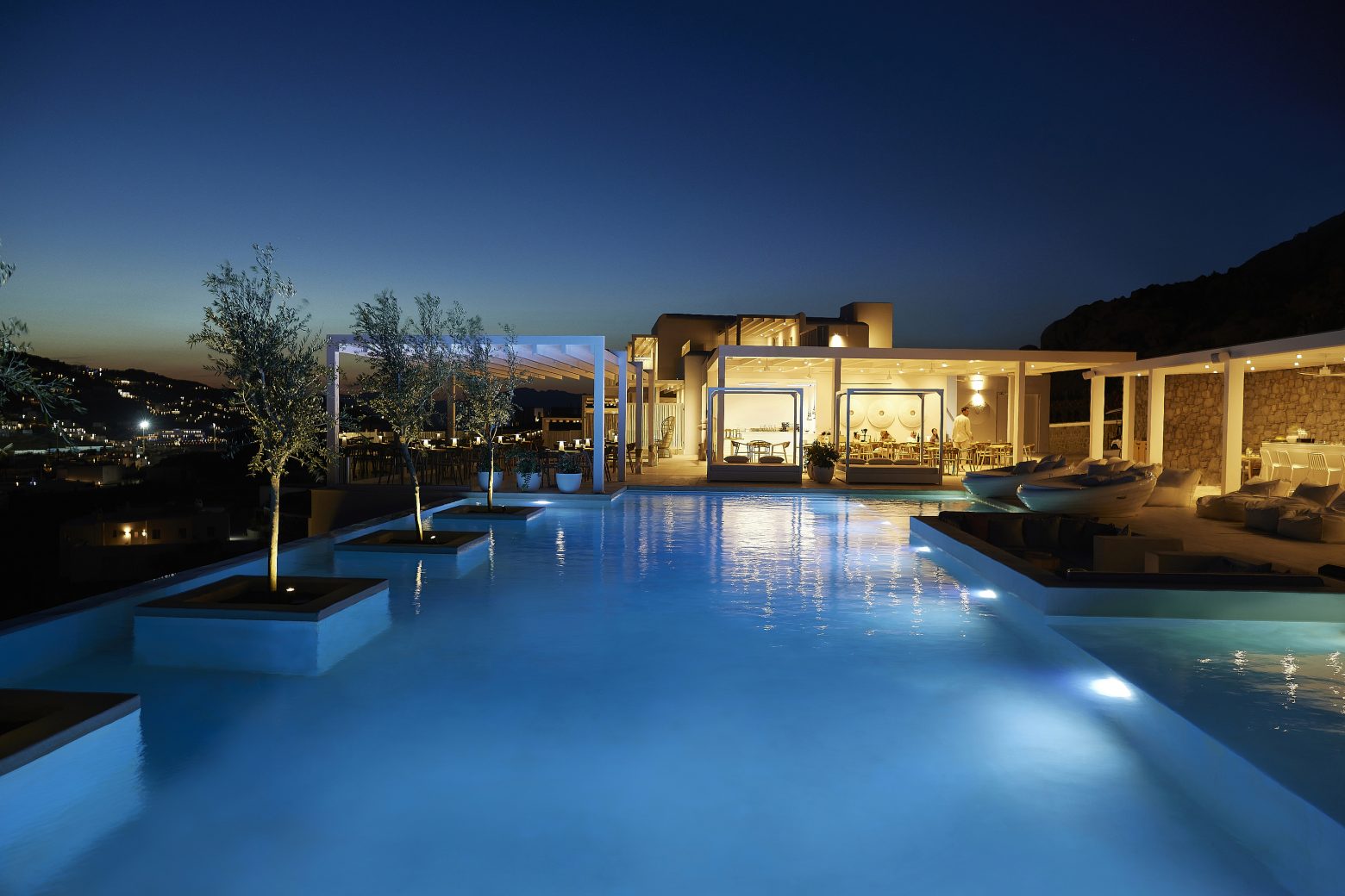 Once in Mykonos: Η κυκλαδίτικη αισθητική στα καλύτερά της