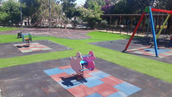 Πιστοποιεί 28 παιδικές χαρές ο Δήμος Παλλήνης