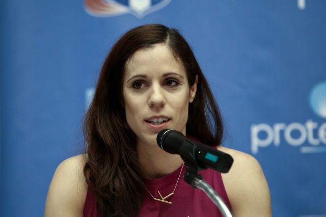 Κατερίνα Στεφανίδη: Όσα είπε για τη φωτιά στην Παλλήνη και η αφοπλιστική απάντησή της σε χρήστη του twitter