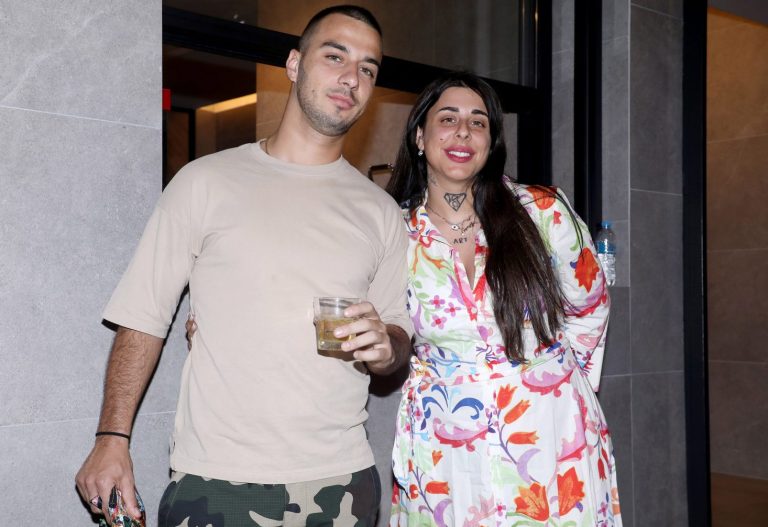 Super Κική: Επανασύνδεση με τον πρώην σύντροφό της μετά την ανακοίνωση της εγκυμοσύνης;