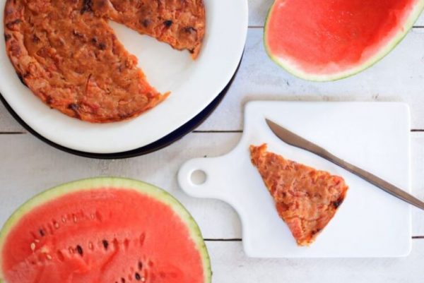 Καρπουζόπιτα ή καρπουζένια: Μία πίτα γλυκιά και γεμάτη καλοκαίρι