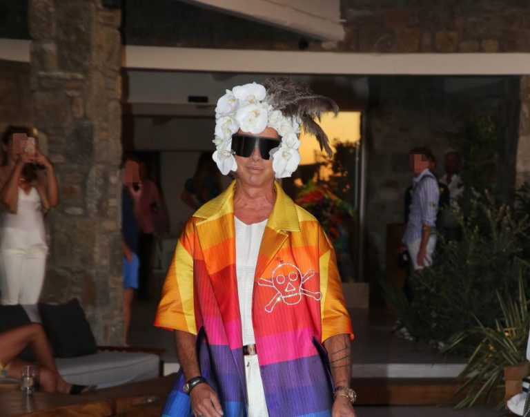 Λάκης Γαβαλάς: «Χέστηκ@ για τη Μύκονο, μόνο με αραβικά τριτοκοσμικά μπορείς να συνεννοηθείς»