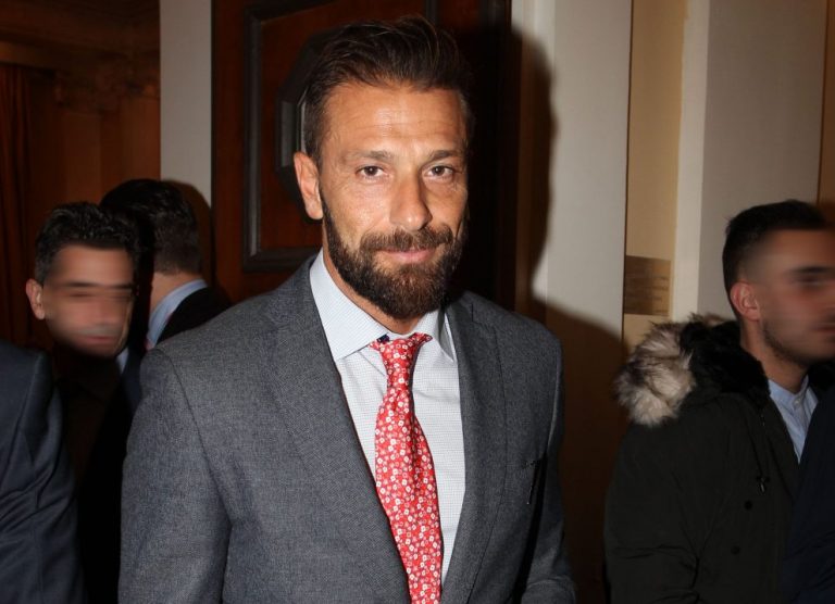 Γιάννης Μαρακάκης: «Θα δώσω αμοιβή σε όποιον μου βρει την τσάντα»