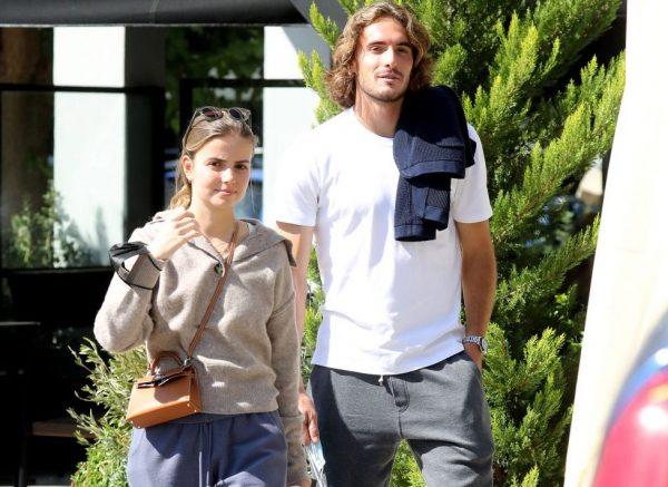 Στέφανος Τσιτσιπάς: Για διακοπές στη Ζάκυνθο ο τενίστας – Μοίρασε αυτόγραφα και φωτογραφήθηκε με θαυμαστές του