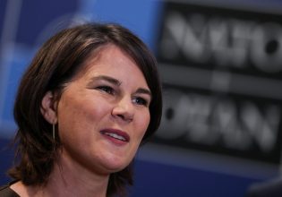 Μπέρμποκ: Από τα κελιά της Kommandatur και την προσφυγική δομή του Σχιστού στο ΥΠΕΞ για τις «εκκρεμότητες»