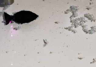 Βίντεο: Ρομποτικό ψάρι τρέφεται με μικροπλαστικά