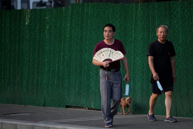 Κίνα: Εκατομμύρια πολίτες καλούνται να παραμείνουν στα σπίτια τους λόγω του καύσωνα